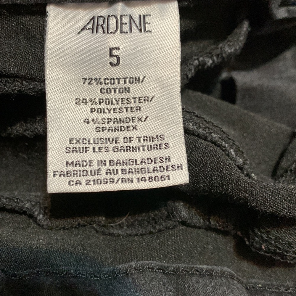 Ardene black wash shorts size 5 - Picture 5 of 5